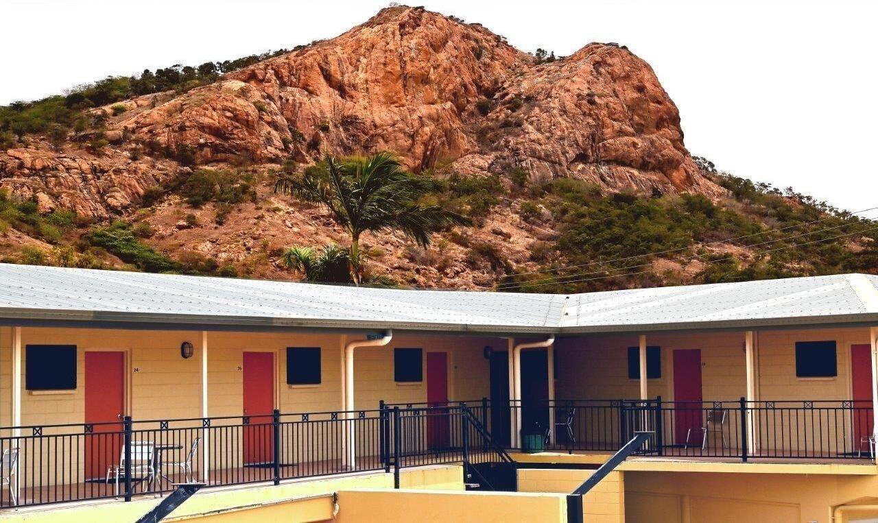 Summit Motel Townsville Exterior foto